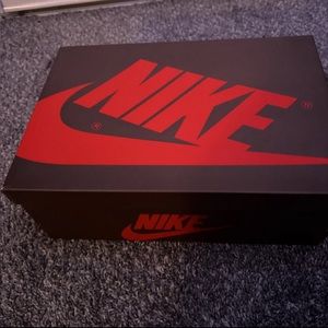 Size 9 - Jordan 1 Retro OG x Travis Scott High Mocha. (TRIED ON ONCE)